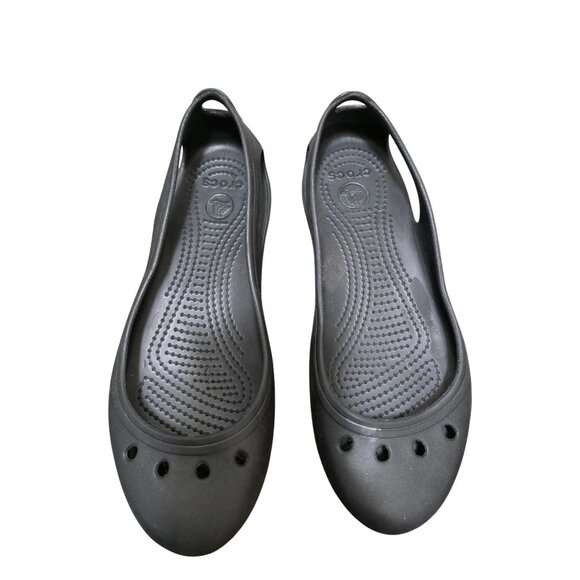 Crocs Women's Black Flats Sandals Size 8 Slip-On Lightweight Comfortable Casual - Picture 1 of 8
